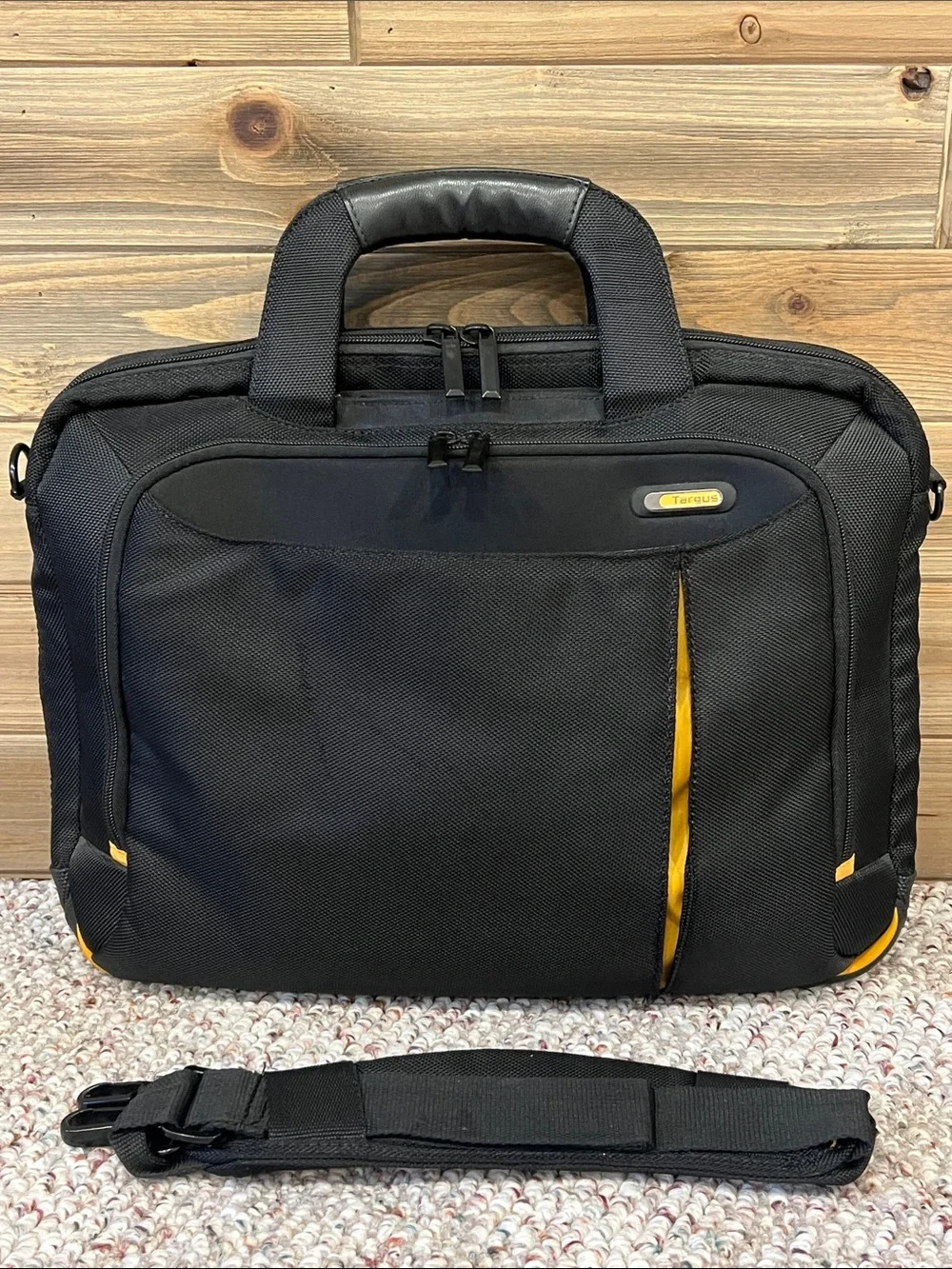 Targus 15.6” Meridian II Briefcase